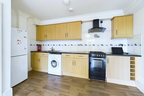 2 bedroom flat to rent, Upton Lane, Forest Gate, London E7