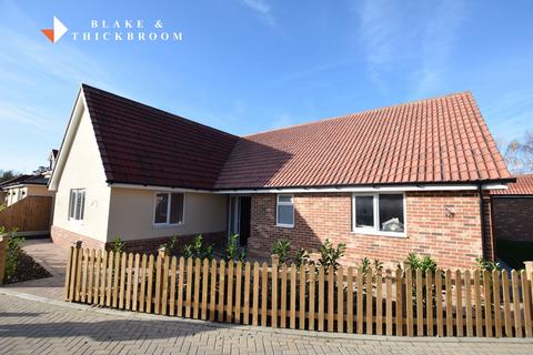 3 bedroom detached bungalow for sale, The Meadows, Little Clacton