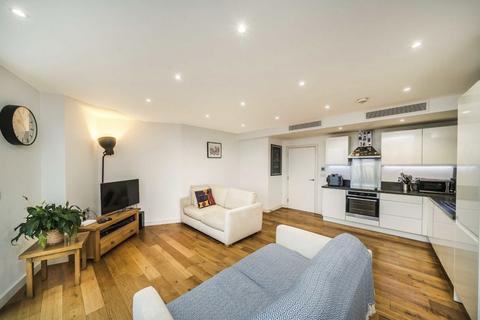 2 bedroom flat for sale, Ealing Road, Brentford TW8