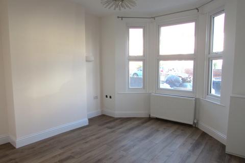 1 bedroom flat to rent, Grant Road, Harrow Wealdstone, Middlesex HA3