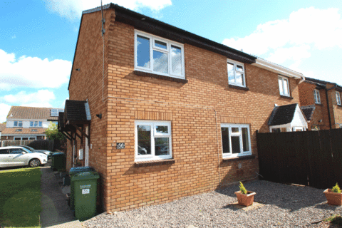 2 bedroom end of terrace house to rent, Penhale Gardens, Fareham PO14