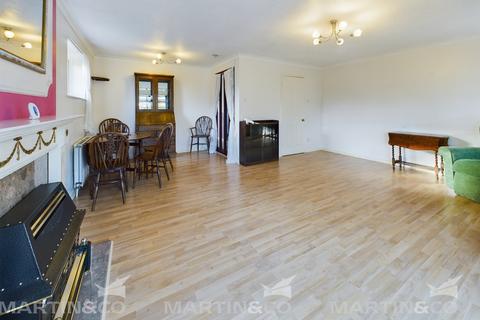 69 Coniston Road, Askern, Doncaster, DN6 0EH