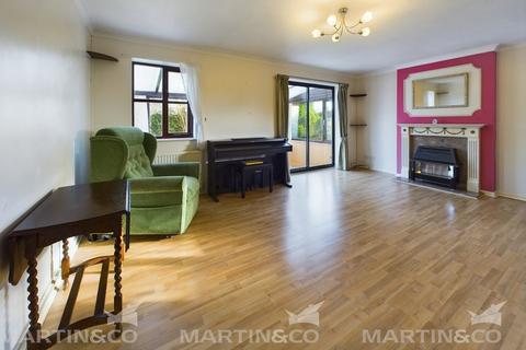 69 Coniston Road, Askern, Doncaster, DN6 0EH