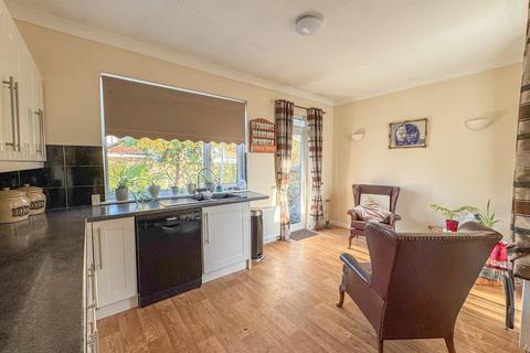 32 Aldermans Hill, Hockley, SS5 4RW