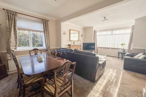 32 Aldermans Hill, Hockley, SS5 4RW