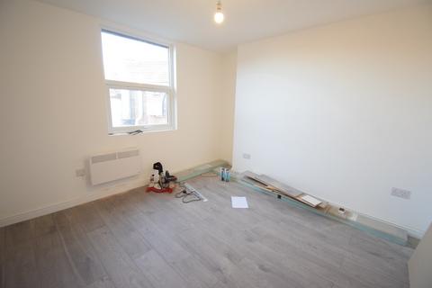 2 bedroom apartment to rent, The Broadway, Bedford MK40