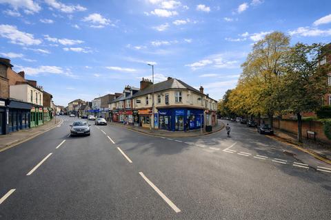 undefined, The Broadway, Bedford MK40