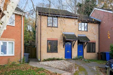 2 bedroom end of terrace house for sale, Finbars Walk, Ipswich