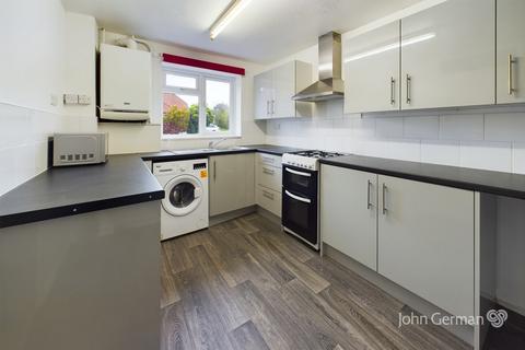 3 bedroom terraced house for sale, Rivington Drive, Loughborough