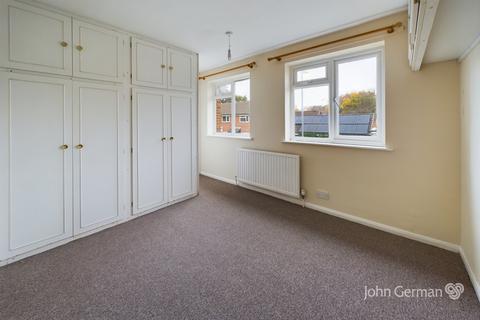 3 bedroom terraced house for sale, Rivington Drive, Loughborough