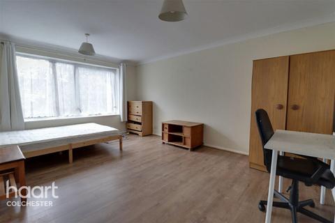 undefined, Purcell Close, Colchester