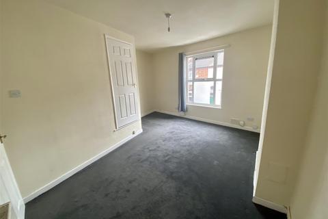 2 bedroom terraced house to rent, Mostyn Street, Wolverhampton WV1