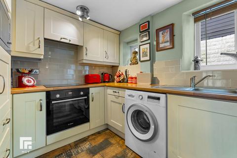 6 Bristol Terrace, Gwaelod Y Garth, Cardiff, CF15 9HR