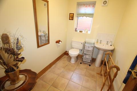 3 bedroom detached bungalow for sale, Glan Llyn, Llanfynydd