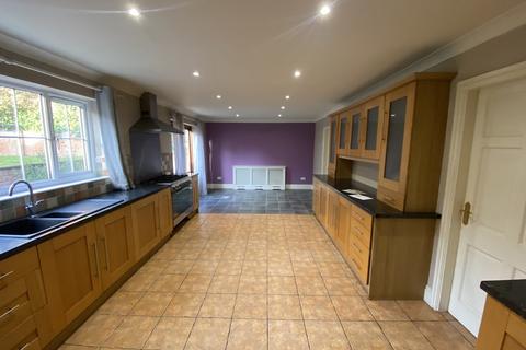 4 bedroom detached house to rent, Retford , Ordsall