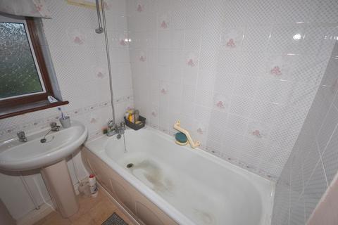 32 Lincolns Field, Epping, CM16 5DZ