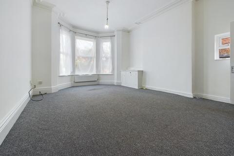 undefined, Flat, Liverpool Road, Chester, CH2