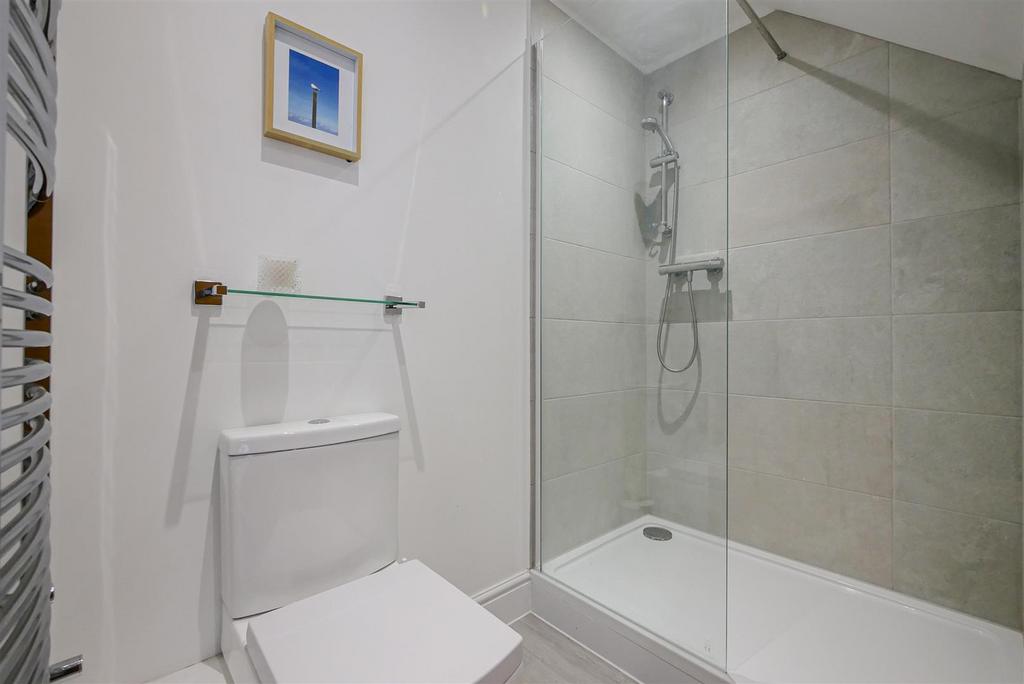 En suite (2)