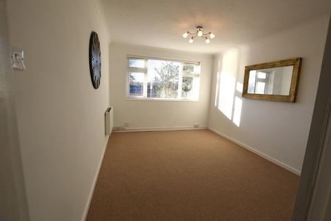 2 bedroom ground floor maisonette to rent, Royal Oak Lane , Ash Green