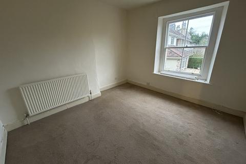 3 bedroom terraced house to rent, Fromefield, Frome