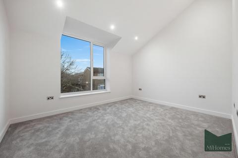 3 bedroom end of terrace house for sale, Scarlet Oaks, Oakwood, N14
