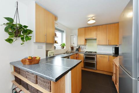 2 bedroom apartment for sale, Regency Court, Victoria Park E9