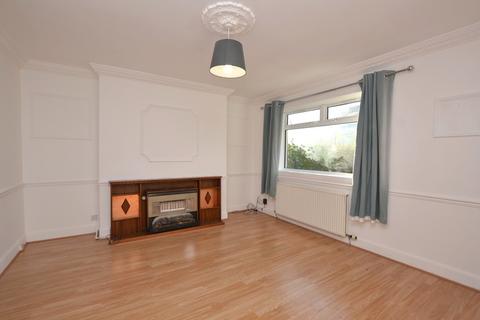 3 bedroom flat to rent, Fairford Gardens, Liberton, Edinburgh, EH16