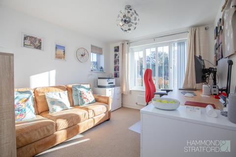 19 Bartram Close, Hethersett, Norwich, NR9 3FX