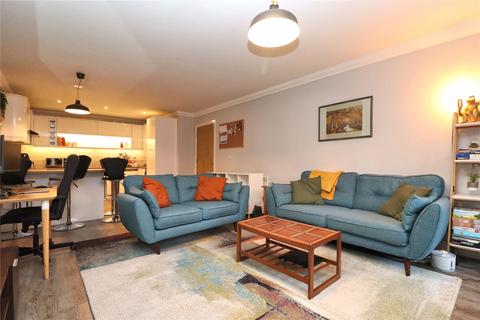 2 bedroom flat for sale, Heathside Crescent, Surrey GU22