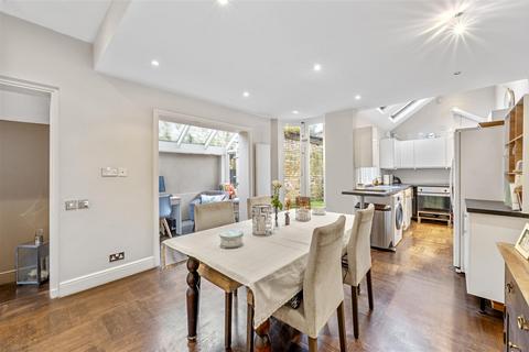 3 bedroom house for sale, Strachan Place, Wimbledon, SW19