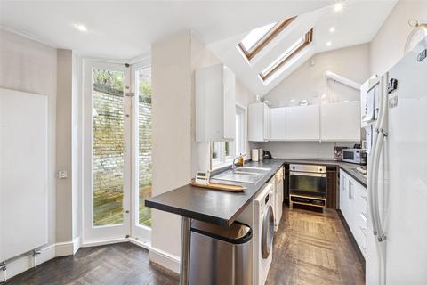 3 bedroom house for sale, Strachan Place, Wimbledon, SW19