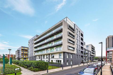 2 bedroom flat for sale, Wilson Tower, Christian Street, Shadwell, London, E1