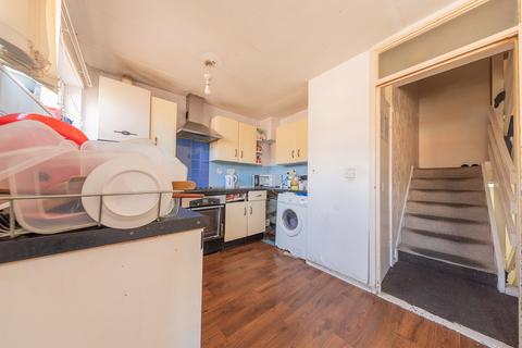 4 bedroom end of terrace house for sale, Moss House Close, Birmingham B15