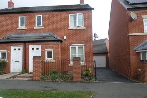 3 bedroom semi-detached house to rent, Bainbridge Road, Smethwick, B66 4SS