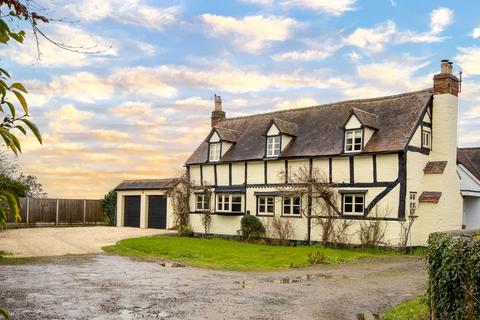 4 bedroom link detached house for sale, Sinton Green, Worcester WR2