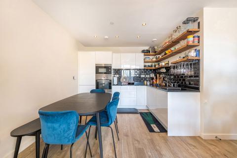 Flat 20, Bloom Heights River Rise Close, London, SE8 5FT