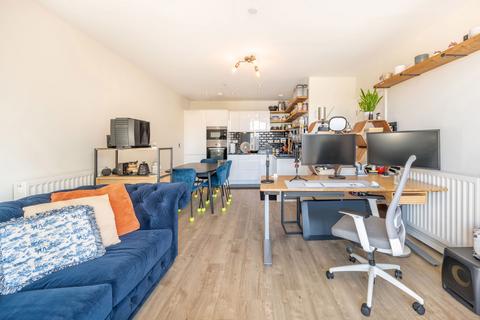 Flat 20, Bloom Heights River Rise Close, London, SE8 5FT
