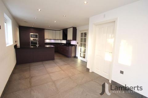 5 bedroom detached house for sale, Yeomans Close, Astwood Bank, Redditch