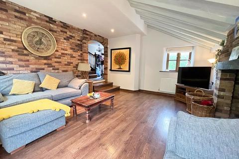 3 bedroom cottage for sale, Thistle Cottage, St. Johns Hill, St. Athan, Barry CF62 4PA