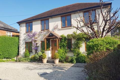 3 bedroom detached house for sale, High Street, Heytesbury