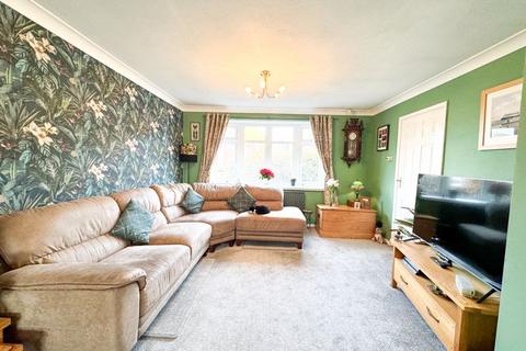 3 bedroom semi-detached house for sale, ANCASTER AVENUE, SCARTHO