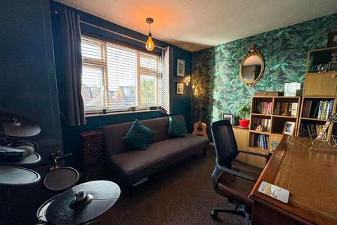 81 Ancaster Avenue, Grimsby, DN33 3LP