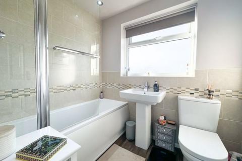 81 Ancaster Avenue, Grimsby, DN33 3LP