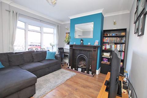 64 Grove Crescent, Grimsby, DN32 8JU