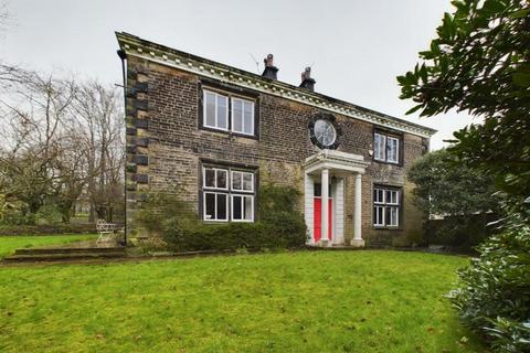 7 bedroom character property for sale, Longfield, Dean Lane, Triangle