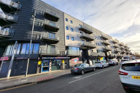 2 bedroom flat for sale, Life Buildings, Greenheys Lane West, Hulme, Manchester. M15 5AX