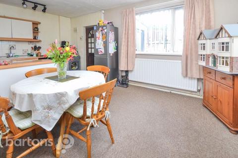 28 Limetree Crescent, Rawmarsh, Rotherham, S62 5LB