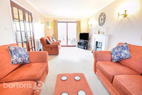 4 bedroom detached house for sale, Greystones Road, WHISTON