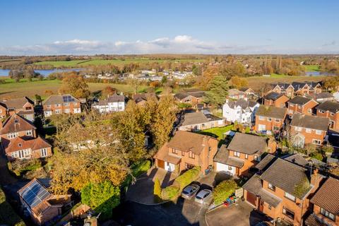 4 bedroom detached house for sale, Ashgate Lane, Wincham, CW9 6PN