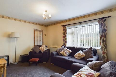 3 bedroom terraced house for sale, 16 Hansards Drive, Wragby